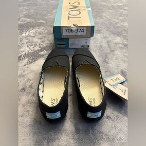 BNWT TOMS Alpargata Women's Classic Cotton Canvas Black Flats Size 5.5